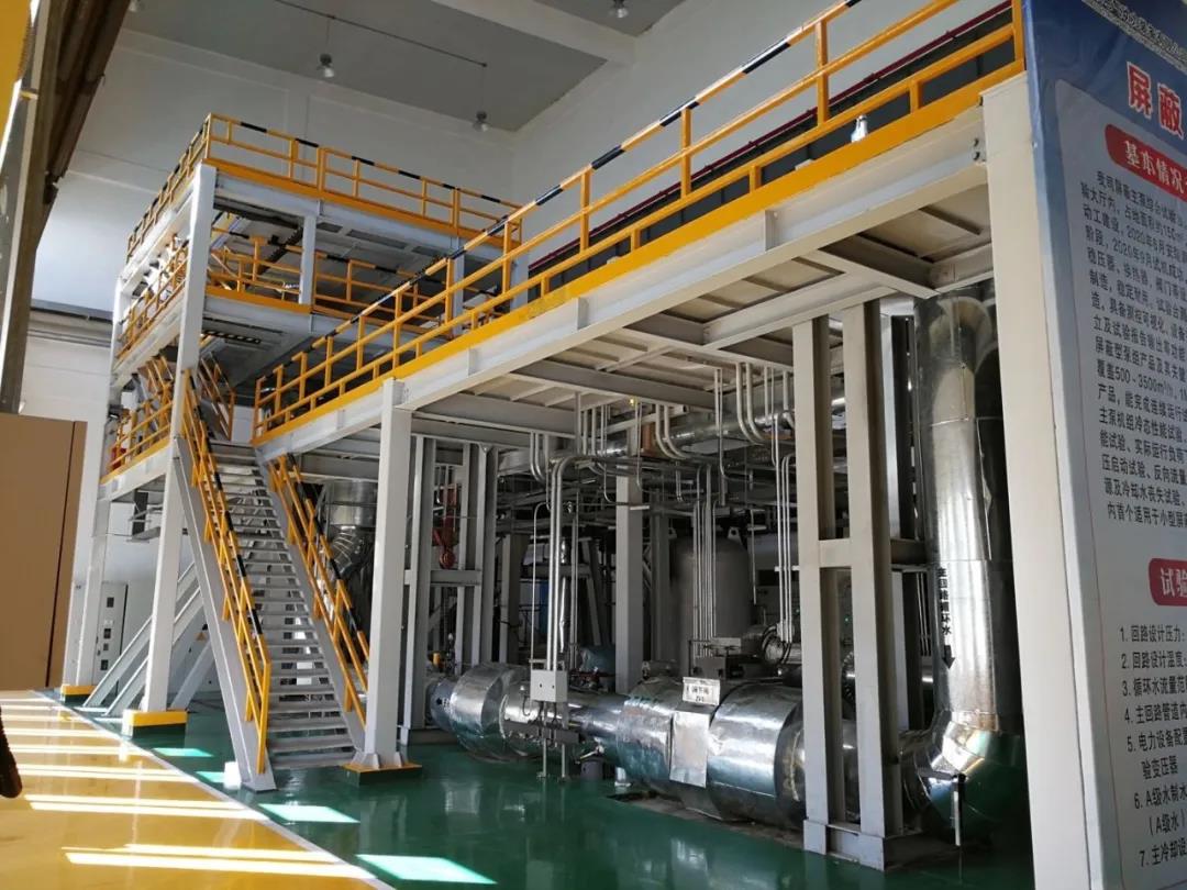 mg冰球突破奢华版(试玩)官方网站