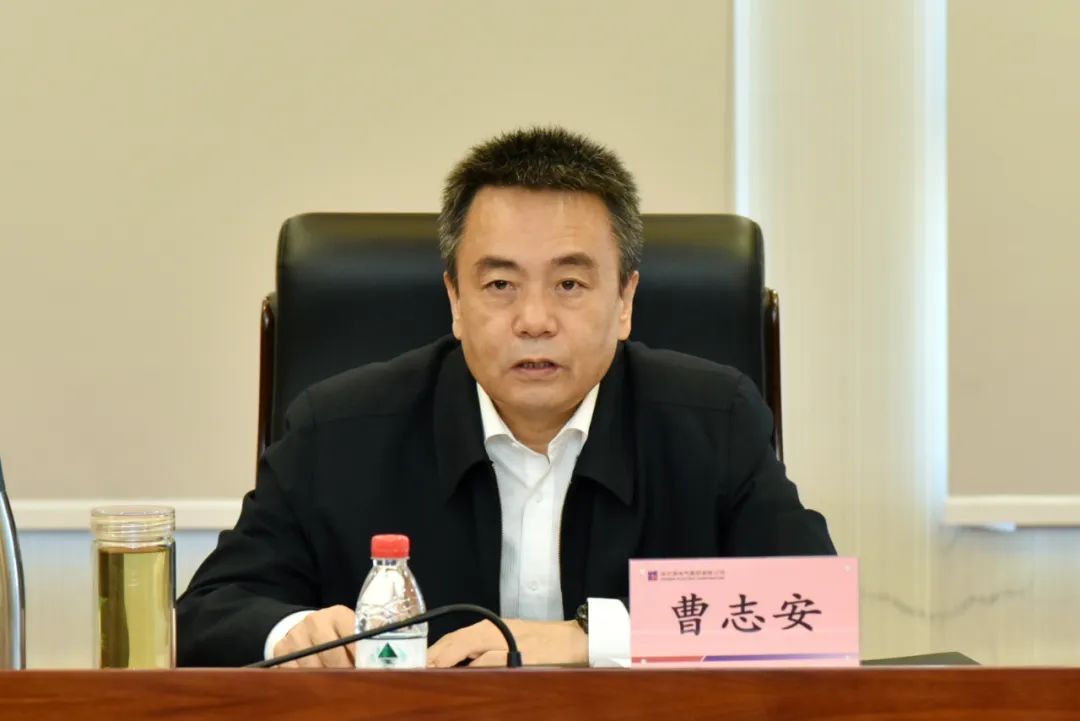 CD3C33B31122194EC2ABFBD875B_A77716F3_CB65.jpg?e= mg冰球突破奢华版(试玩)官方网站