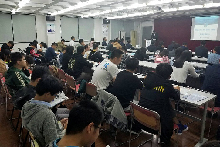 mg冰球突破奢华版(试玩)官方网站
