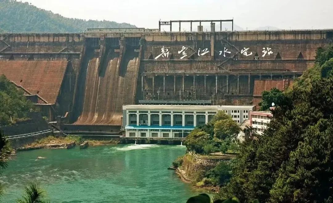 941B1FCCE3108764444AF159554_2D7FD8D7_26CF0.jpg?e= mg冰球突破奢华版(试玩)官方网站